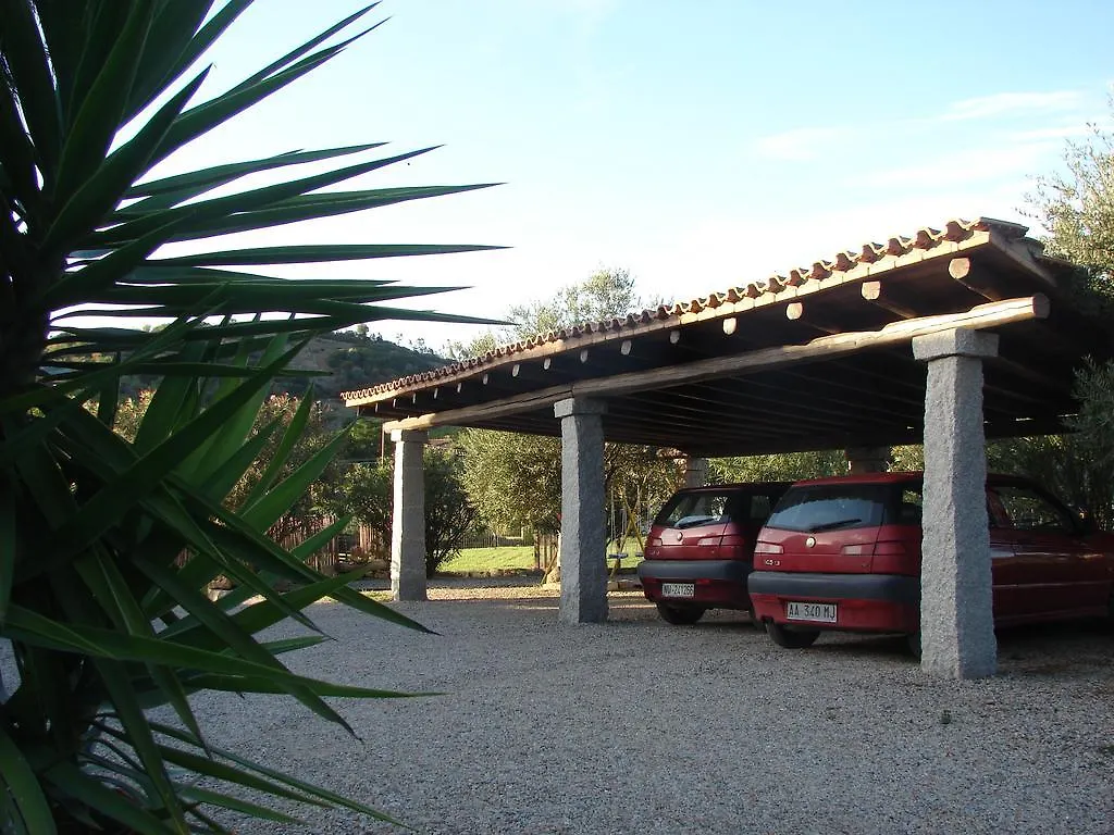 Domus Piras Guest House Cardedu