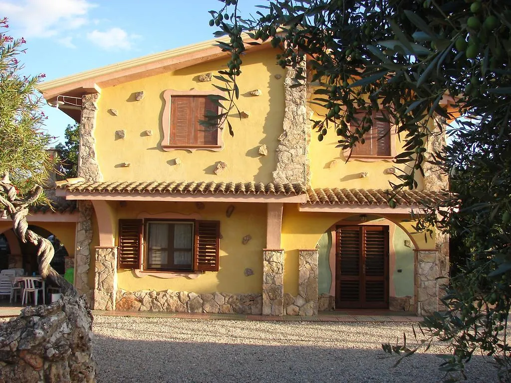 Country house Domus Piras Guest House Cardedu