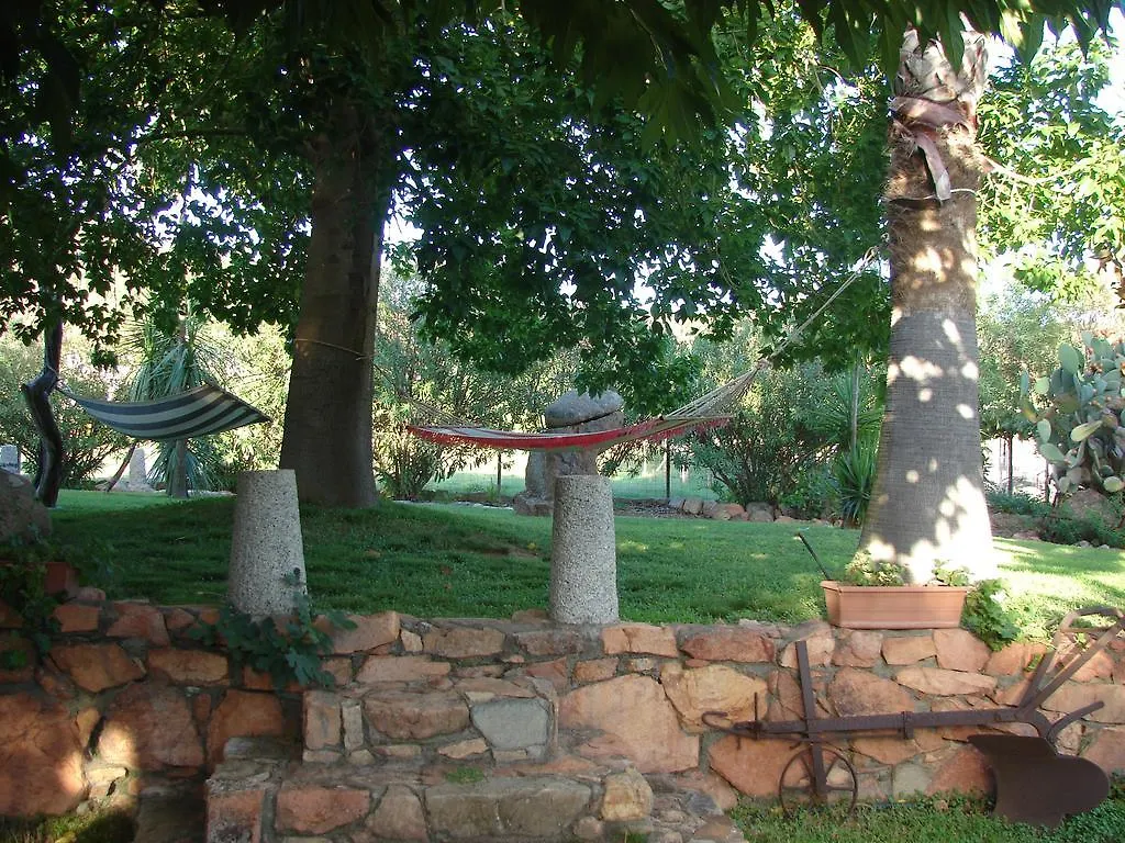 Domus Piras Guest House Cardedu