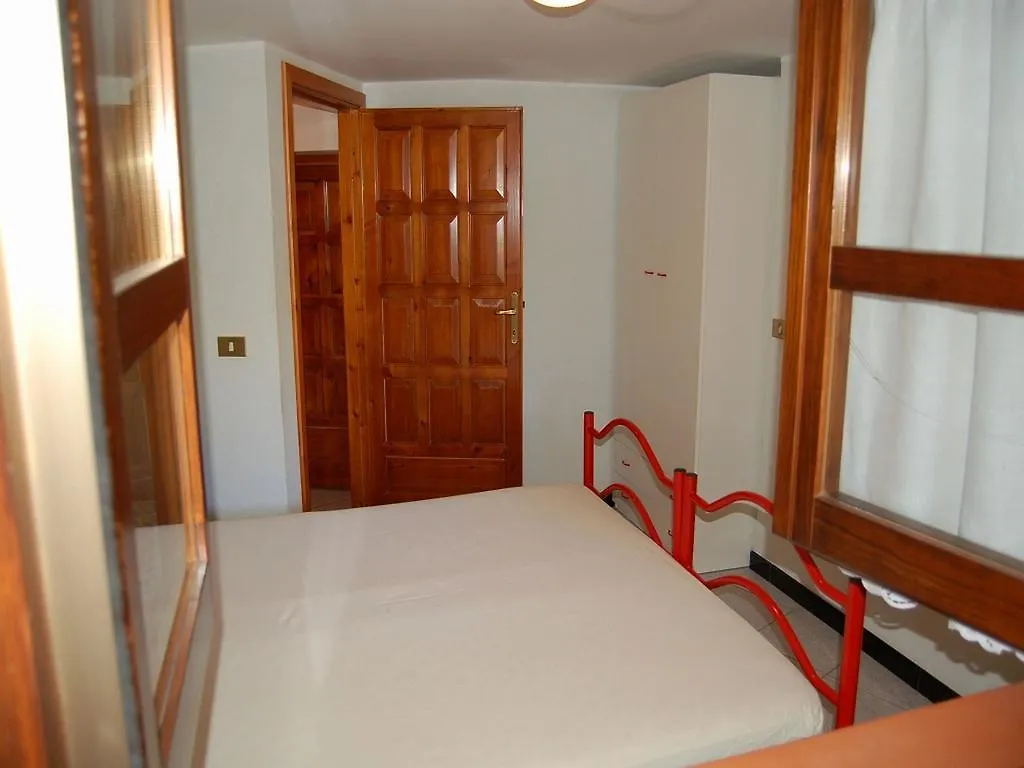 Domus Piras Guest House Cardedu 0*,  Italy