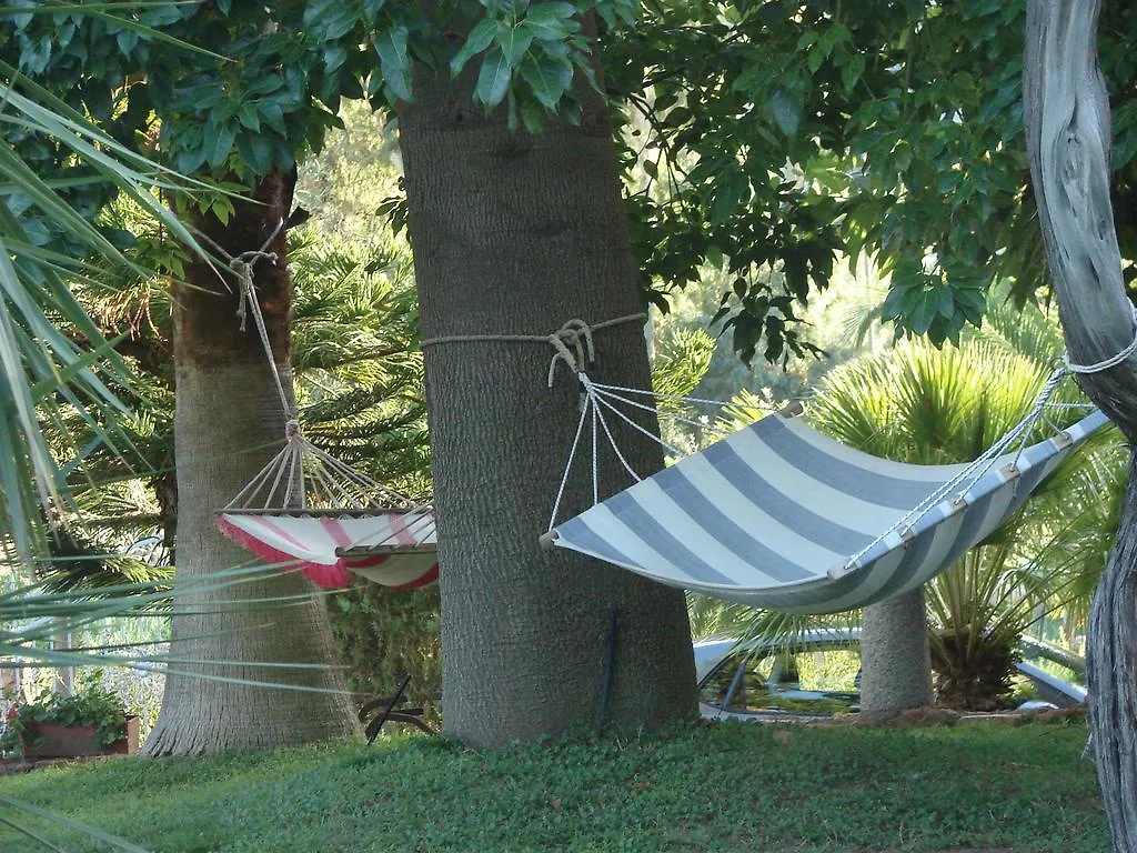 Domus Piras Guest House Cardedu Italy